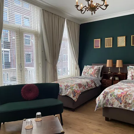 Bed & Breakfast Comfortable Stylish In Centre Of -